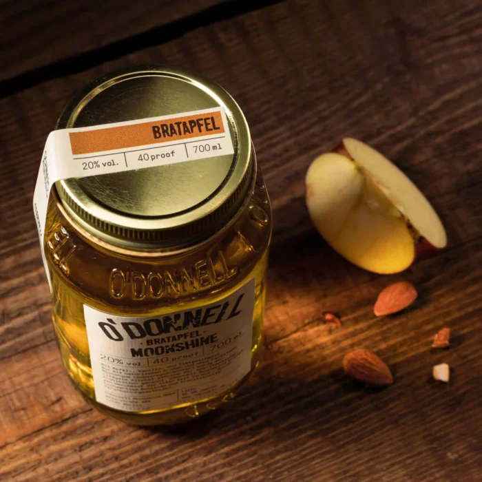 O'Donnell Moonshine „Bratapfel“ – Likör (700ml - 20% vol.) – Bild 2