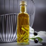 Kaltgepresstes Kräuter der Toskana Olivenöl